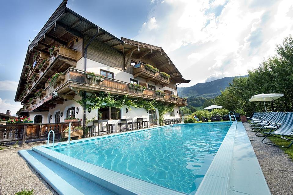 Ferienhotel Alpenhof Aurach bei Kitzbuehel Exteriér fotografie